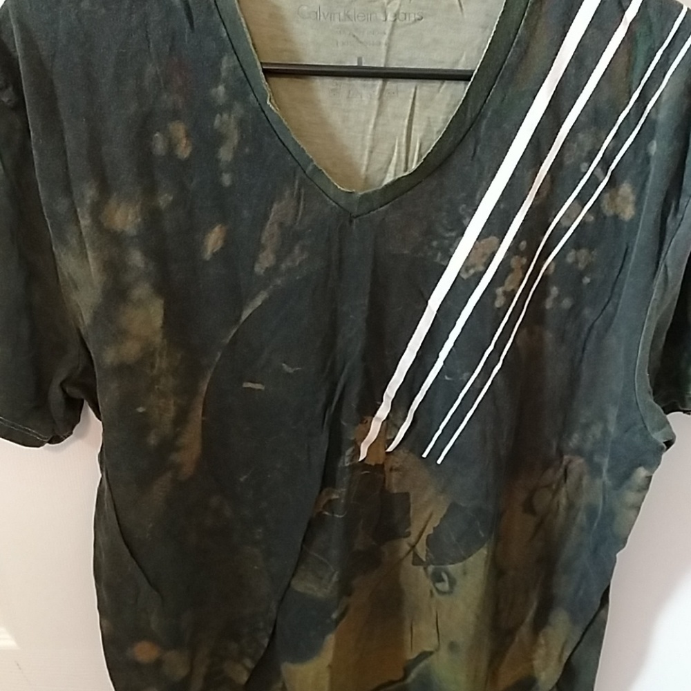 Tee shirt